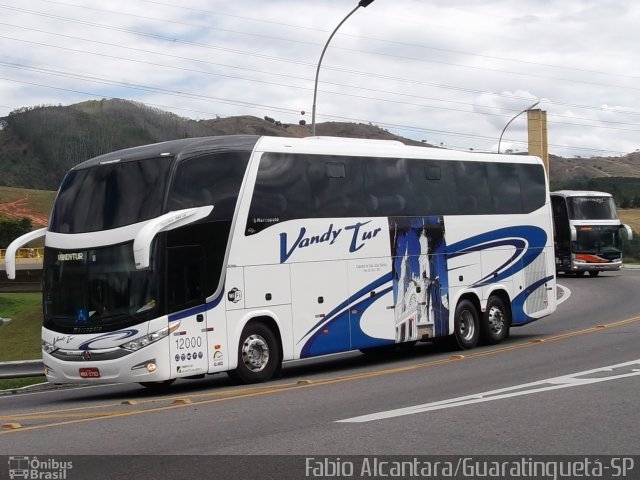 Vandy Tur Turismo & Viagens 12000 na cidade de Aparecida, São Paulo, Brasil, por Fabio Alcantara. Número da foto: #2123658.