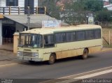 Ônibus Particulares 4963 na cidade de Taquari, Rio Grande do Sul, Brasil, por Jonatha Cardoso. ID da foto: :id.