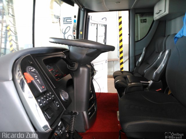 EB Silvério Viagens e Turismo 2016 na cidade de Sumaré, São Paulo, Brasil, por Ricardo Zuin. Número da foto: #2127153.