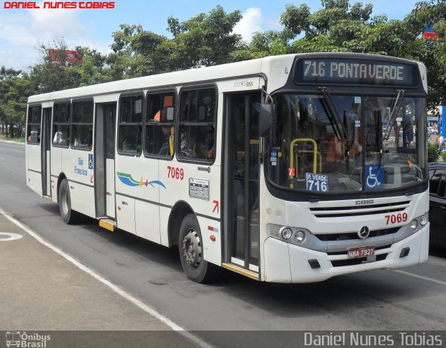 Empresa São Francisco 7069 na cidade de Maceió, Alagoas, Brasil, por Daniel Nunes Tobias. Número da foto: #2127366.