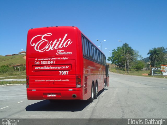 Estilo Turismo 7997 na cidade de Borda da Mata, Minas Gerais, Brasil, por Clovis Battagin. Número da foto: #2126619.