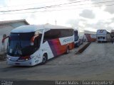 Transportadora Turística Petitto 2700 na cidade de Guaratinguetá, São Paulo, Brasil, por Rafael Matos. Número da foto: #:id.