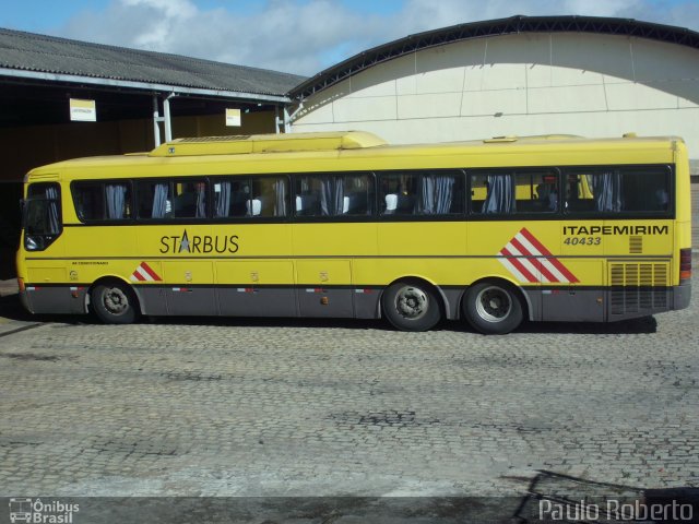 Viação Itapemirim 40433 na cidade de Caruaru, Pernambuco, Brasil, por Paulo Roberto Venancio da Silva. Número da foto: #2127991.