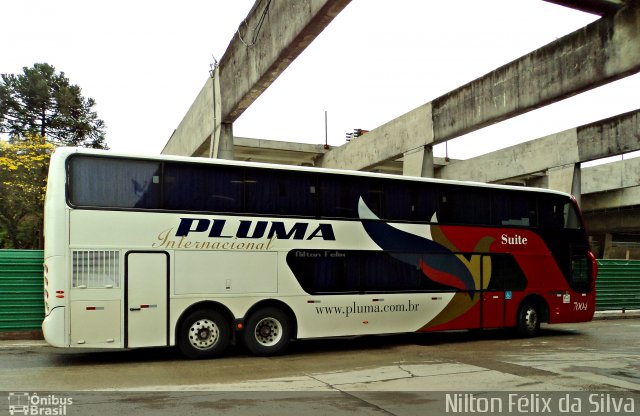 Pluma Conforto e Turismo 7004 na cidade de Curitiba, Paraná, Brasil, por Nilton Félix da Silva. ID da foto: 2129751.