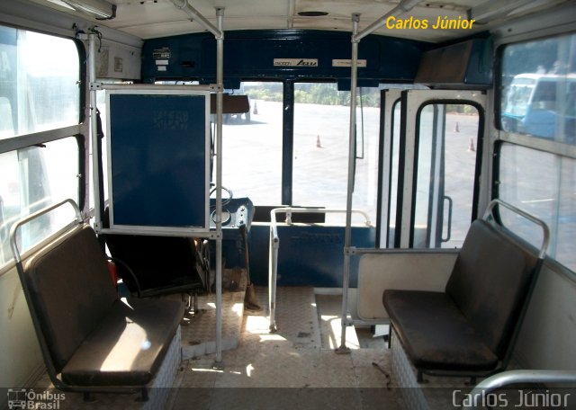 Ônibus Particulares KBZ-2177 na cidade de Goiânia, Goiás, Brasil, por Carlos Júnior. ID da foto: 2129760.