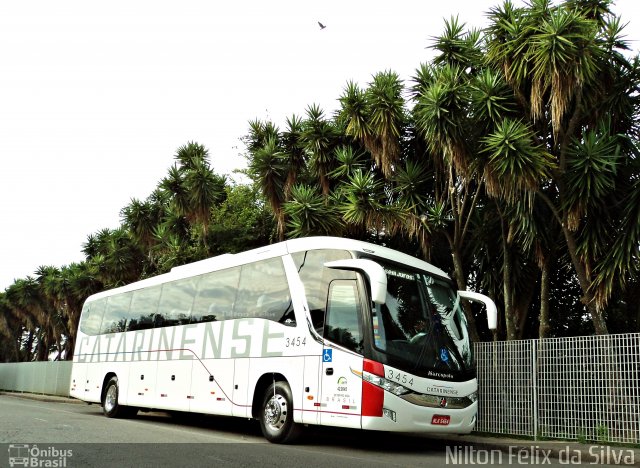 Auto Viação Catarinense 3454 na cidade de Curitiba, Paraná, Brasil, por Nilton Félix da Silva. ID da foto: 2132875.