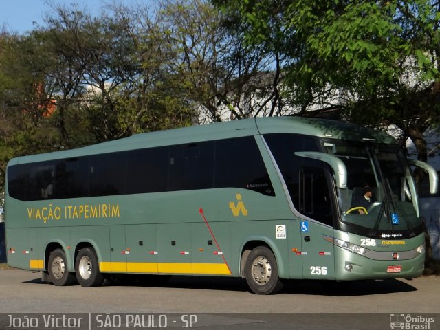 Viação Itapemirim 256 na cidade de São Paulo, São Paulo, Brasil, por João Victor. Número da foto: #2133020.