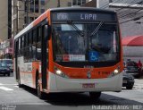 Viação Gato Preto 8 2361 na cidade de São Paulo, São Paulo, Brasil, por Cristiano Soares da Silva. Número da foto: #:id.