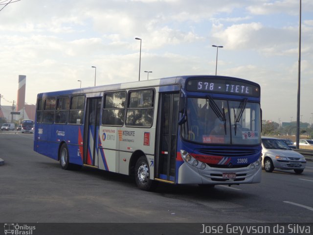 Guarulhos Transportes 33.806 na cidade de São Paulo, São Paulo, Brasil, por José Geyvson da Silva. ID da foto: 2136486.