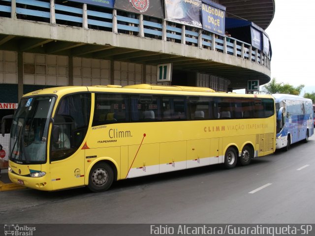 Viação Itapemirim 8875 na cidade de Aparecida, São Paulo, Brasil, por Fabio Alcantara. Número da foto: #2138144.