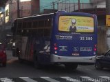 Viação Transdutra 32.580 na cidade de Guarulhos, São Paulo, Brasil, por Roberto Teixeira. Número da foto: #:id.