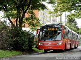 Expresso Azul 17E02 na cidade de Curitiba, Paraná, Brasil, por Nilton Félix da Silva. Número da foto: #2088368.