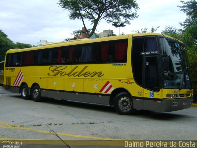 Viação Itapemirim 45297 na cidade de São Paulo, São Paulo, Brasil, por Dalmo Pereira da Costa. ID da foto: 2143176.