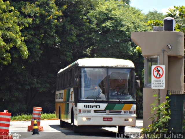 Empresa Gontijo de Transportes 9820 na cidade de São Paulo, São Paulo, Brasil, por Luiz Gustavo Goncalves. ID da foto: 2143952.