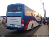 Camino Transportes 2409 na cidade de São José do Rio Pardo, São Paulo, Brasil, por Pedro Locatelli. Número da foto: #2143255.