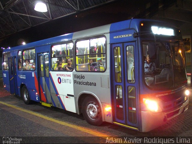 Viação Piracicabana 7083 na cidade de Santos, São Paulo, Brasil, por Adam Xavier Rodrigues Lima. Número da foto: #2094713.
