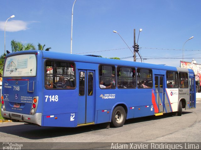Viação Piracicabana 7148 na cidade de Praia Grande, São Paulo, Brasil, por Adam Xavier Rodrigues Lima. Número da foto: #2094186.