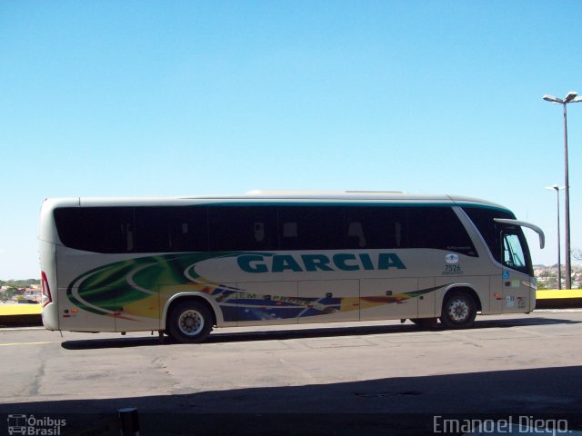 Viação Garcia 7526 na cidade de Londrina, Paraná, Brasil, por Emanoel Diego.. Número da foto: #2098344.