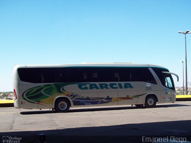 Viação Garcia 7526 na cidade de Londrina, Paraná, Brasil, por Emanoel Diego.. ID da foto: 2098344.