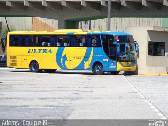 Viação Ultra 2258 na cidade de Santos, São Paulo, Brasil, por Adems  Equipe 19. Número da foto: #2098558.