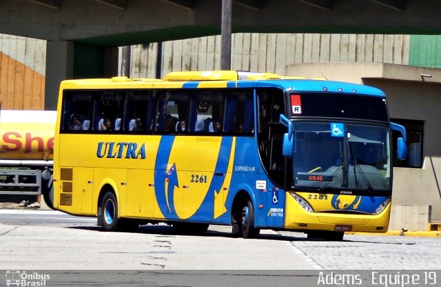 Viação Ultra 2261 na cidade de Santos, São Paulo, Brasil, por Adems  Equipe 19. Número da foto: #2098580.