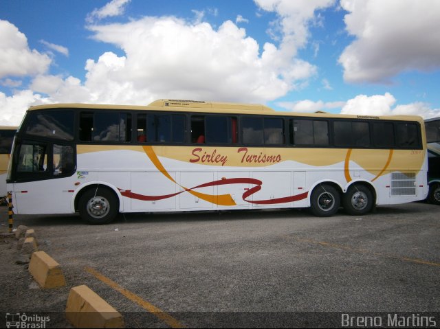 Sirley Turismo 2009 na cidade de Santa Cruz do Capibaribe, Pernambuco, Brasil, por Breno Martins. Número da foto: #2100544.