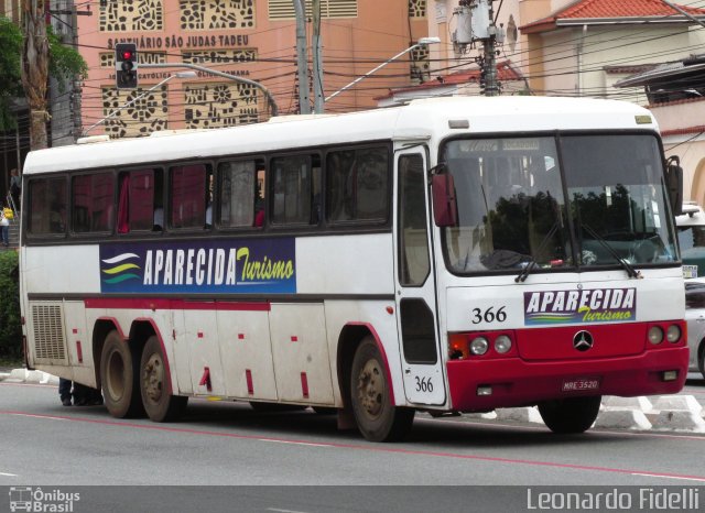 Ônibus Particulares 366 na cidade de São Paulo, São Paulo, Brasil, por Leonardo Fidelli. Número da foto: #2147214.