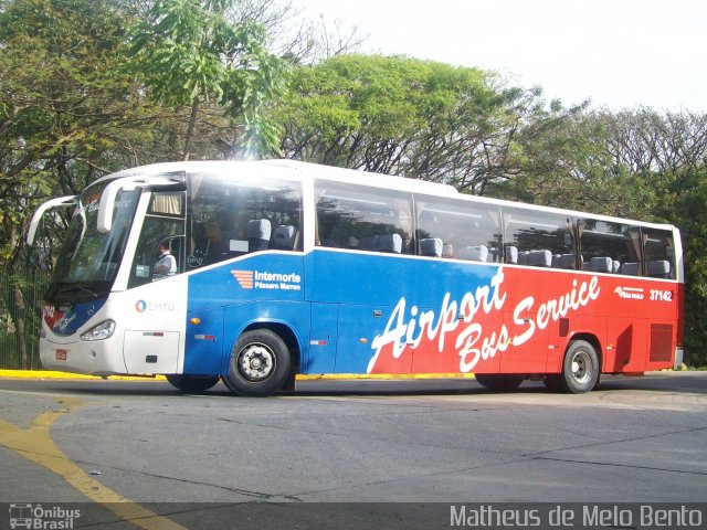 Airport Bus Service 37142 na cidade de São Paulo, São Paulo, Brasil, por Matheus de Melo Bento. Número da foto: #2166848.
