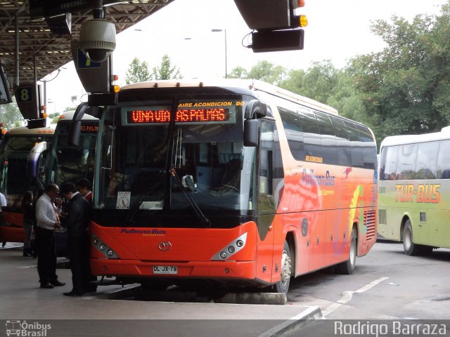 Pullman Bus 301 na cidade de Santiago, Santiago, Metropolitana de Santiago, Chile, por Rodrigo Barraza. ID da foto: 2171772.