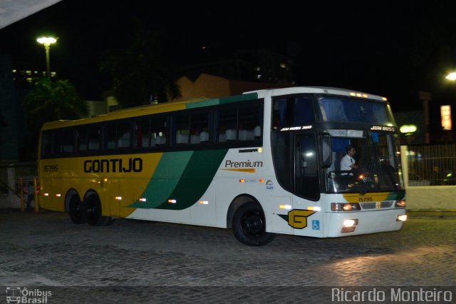 Empresa Gontijo de Transportes 15795 na cidade de Governador Valadares, Minas Gerais, Brasil, por Ricardo Silva Monteiro. ID da foto: 2172451.