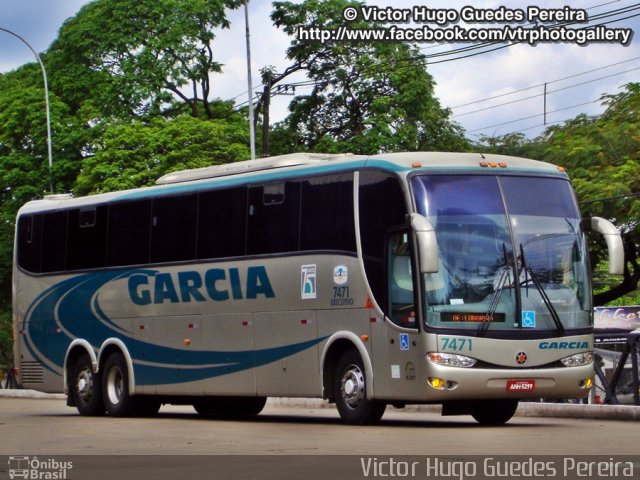 Viação Garcia 7471 na cidade de Maringá, Paraná, Brasil, por Victor Hugo Guedes Pereira. Número da foto: #2173349.