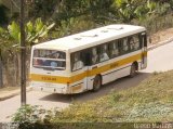 Escolares KOJ2111 na cidade de Aricanduva, Minas Gerais, Brasil, por Breno Martins. Número da foto: #2173974.