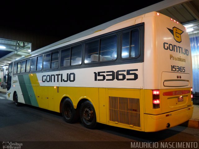 Empresa Gontijo de Transportes 15365 na cidade de Belo Horizonte, Minas Gerais, Brasil, por Maurício Nascimento. ID da foto: 2174980.