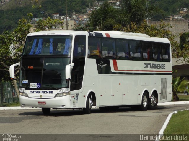 Auto Viação Catarinense 2709 na cidade de Florianópolis, Santa Catarina, Brasil, por Daniel Guardiola. Número da foto: #2178084.