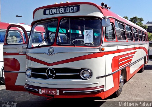 Mercedes-Benz MONOBLOCO O-321 na cidade de São Paulo, São Paulo, Brasil, por Matheus Silva. Número da foto: #2178079.