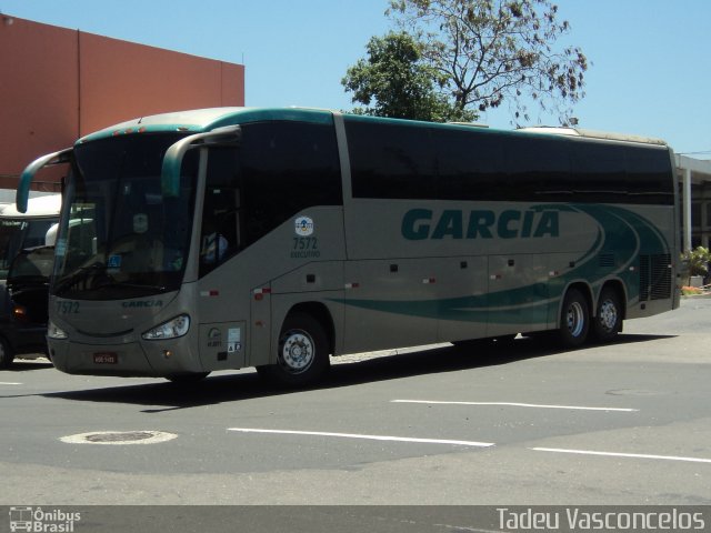 Viação Garcia 7572 na cidade de Rio de Janeiro, Rio de Janeiro, Brasil, por Tadeu Vasconcelos. ID da foto: 2181347.