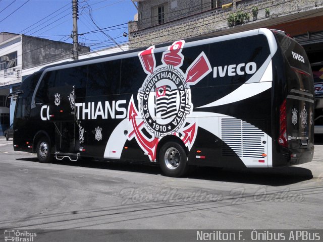 Sport Club Corinthians Paulista MOSQUETEIRO IVECO na cidade de São Paulo, São Paulo, Brasil, por Nerilton F.  ônibus. Número da foto: #2179911.