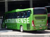 Auto Viação Catarinense 3306 na cidade de Florianópolis, Santa Catarina, Brasil, por Henrique Moreira Rodrigues. Número da foto: #:id.