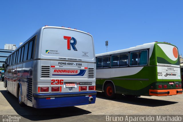 Turismo Rodrigues 236 na cidade de São Paulo, São Paulo, Brasil, por Bruno Aparecido Machado. Número da foto: #2181796.