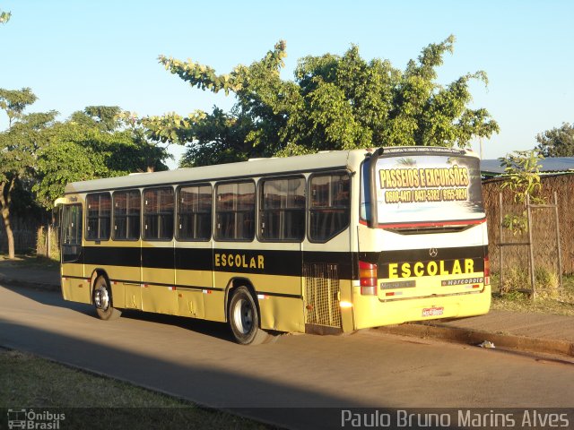 Escolares 579 na cidade de Santa Maria, Distrito Federal, Brasil, por Paulo Bruno Marins Alves. Número da foto: #2184885.