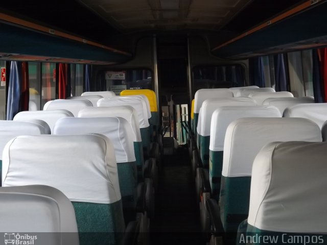 Empresa Gontijo de Transportes 15245 na cidade de Várzea da Palma, Minas Gerais, Brasil, por Andrew Campos. Número da foto: #2186402.