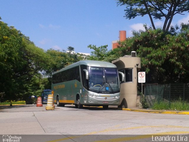 Viação Itapemirim 250 na cidade de São Paulo, São Paulo, Brasil, por Leandro Lira. Número da foto: #2187019.