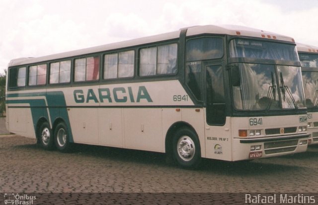 Viação Garcia 6941 na cidade de Cambará, Paraná, Brasil, por Rafael Martins. ID da foto: 2188246.