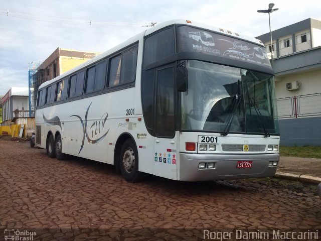 X Tur 2001 na cidade de Francisco Beltrão, Paraná, Brasil, por Roger Damim Maccarini. Número da foto: #2190035.