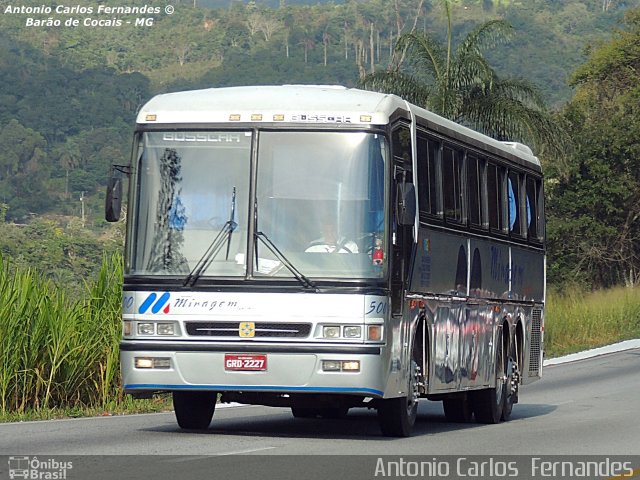 Miragem Turismo 500 na cidade de Barão de Cocais, Minas Gerais, Brasil, por Antonio Carlos Fernandes. Número da foto: #2191270.