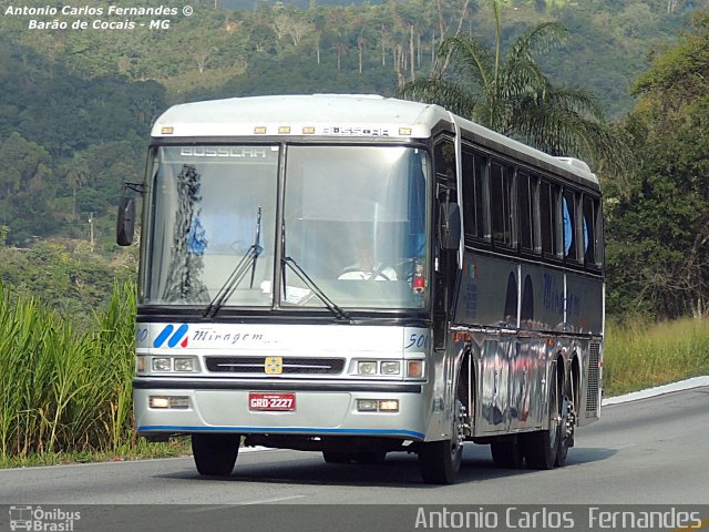 Miragem Turismo 500 na cidade de Barão de Cocais, Minas Gerais, Brasil, por Antonio Carlos Fernandes. ID da foto: 2191270.