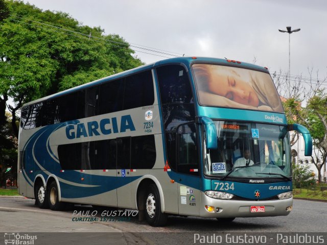 Viação Garcia 7234 na cidade de Curitiba, Paraná, Brasil, por Paulo Gustavo. ID da foto: 2193130.