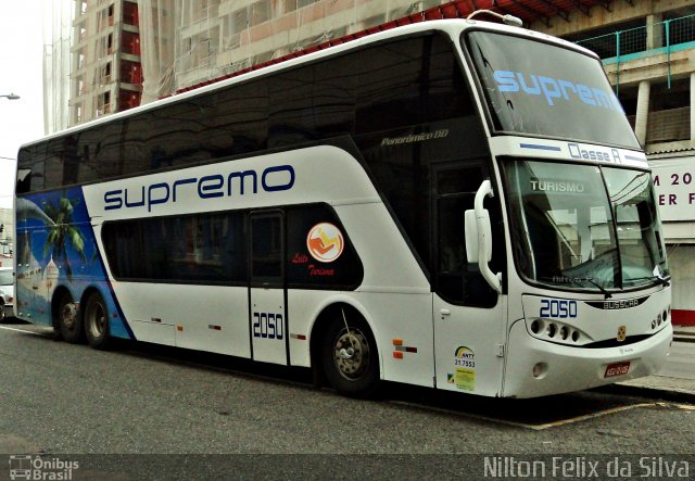 Supremo Turismo 2050 na cidade de Curitiba, Paraná, Brasil, por Nilton Félix da Silva. Número da foto: #2195059.