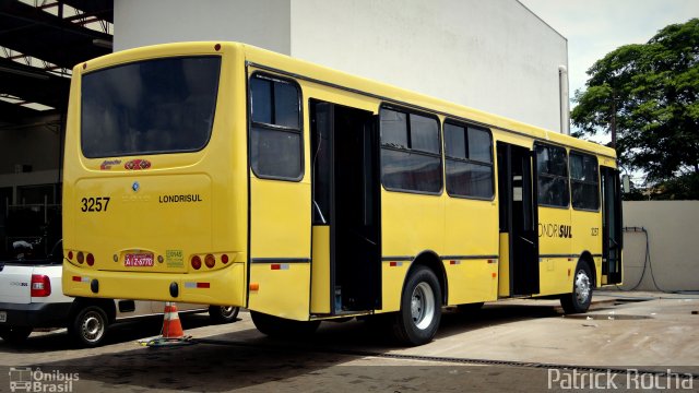 Londrisul Transportes Coletivos 3257 na cidade de Londrina, Paraná, Brasil, por Patrick Rocha. Número da foto: #2196244.