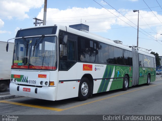 Metra - Sistema Metropolitano de Transporte 8109 na cidade de São Paulo, São Paulo, Brasil, por Gabriel Cardoso Lopes. Número da foto: #2195214.